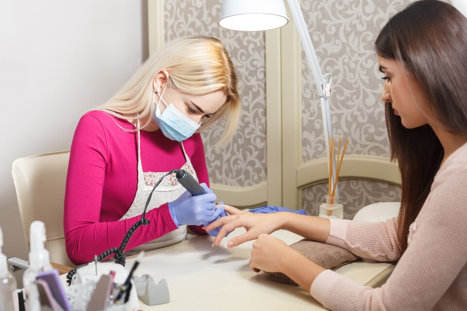 Bolvadin Manikürcü